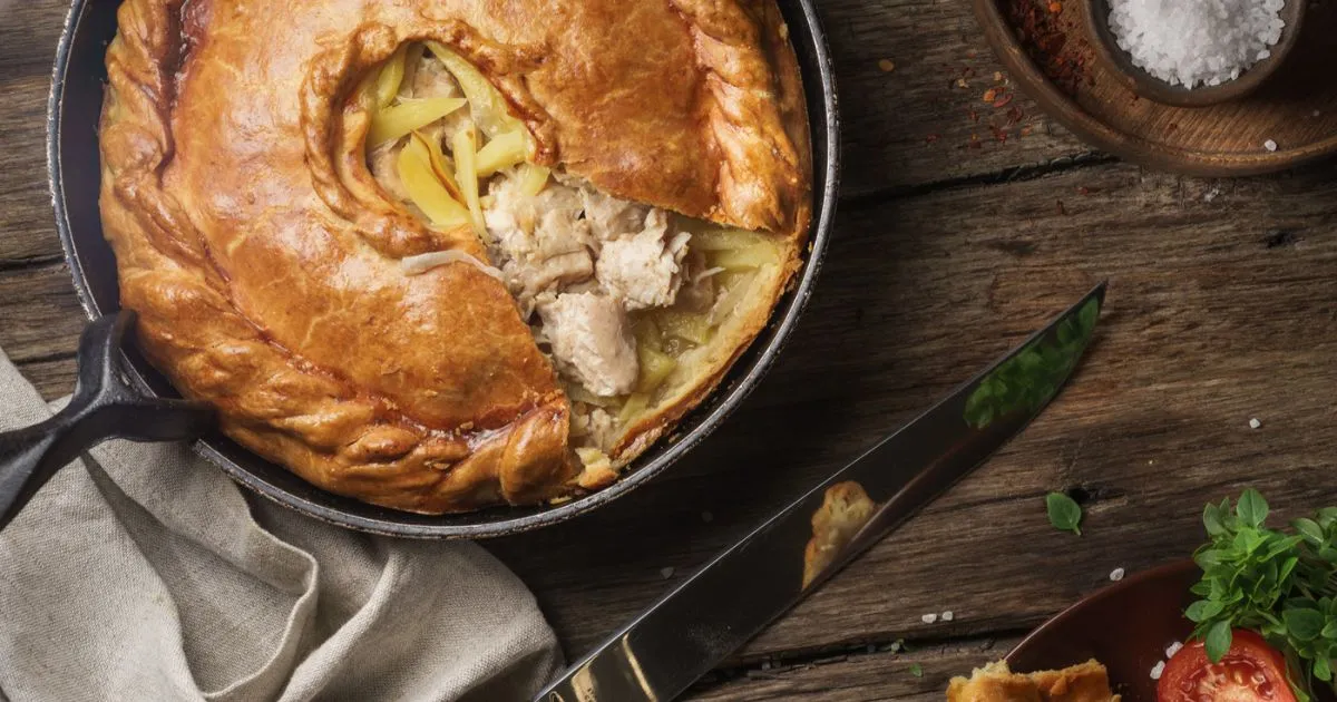 chicken pot pie with pie crust